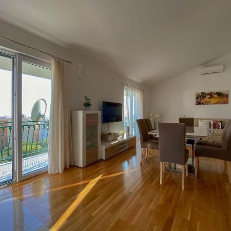 Hotel Apartman Ivan Makarska Exterior foto