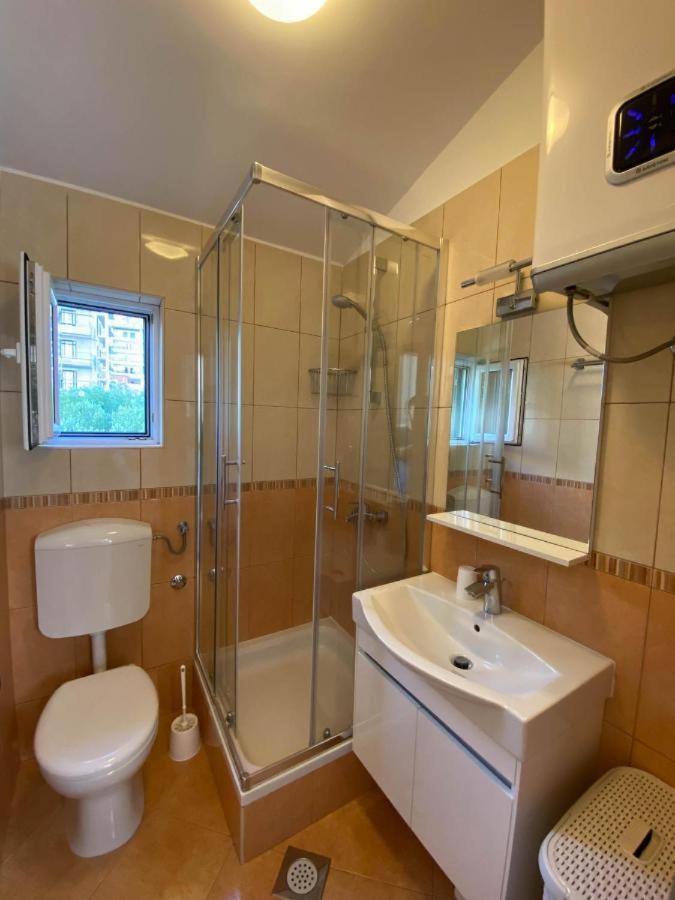Hotel Apartman Ivan Makarska Exterior foto